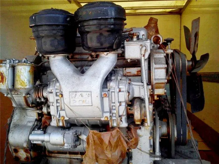 Двигатель ЯАЗ-204 в возрасте 2 лет