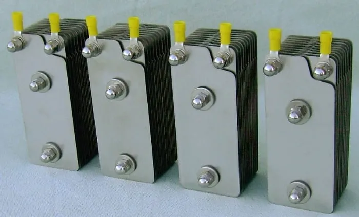 Блоки электродов для установки, которая производит газ Брауна