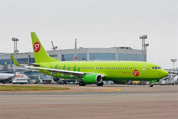 Самолет Boeing 737-800 в московском аэропорту Домодедово © Дмитрий А. Моттл - Собственная работа, CC BY-SA 3.0, commons.wikimedia.org 