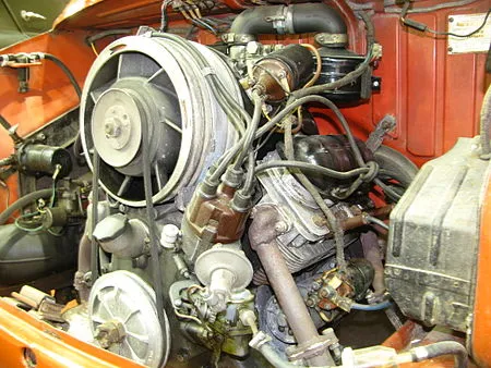 Двигатель ЗАЗ-965AE.JPG