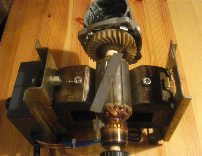 Индикатор контроля ротора (якоря) электродвигателя