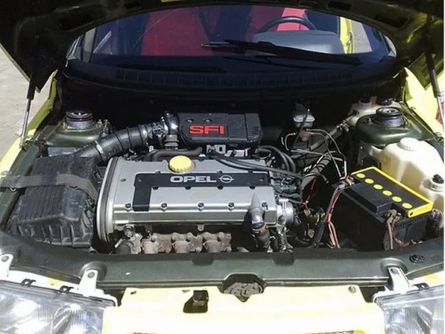 Заводской 2-литровый двигатель Opel для ВАЗ-2110