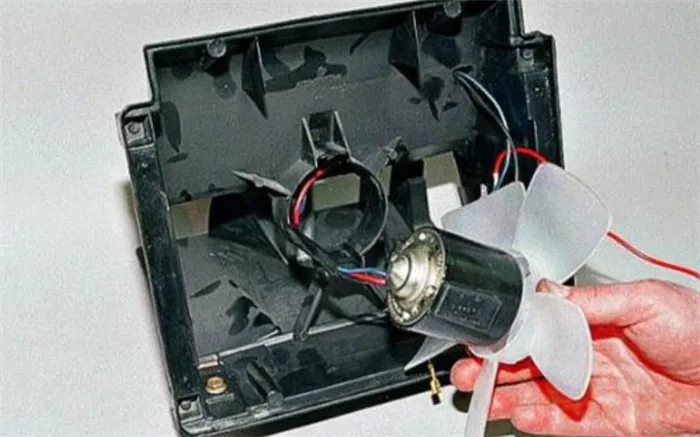 Пошаговая инструкция замены вентилятора печки на вентилятора печки ВАЗ 2107 своими руками