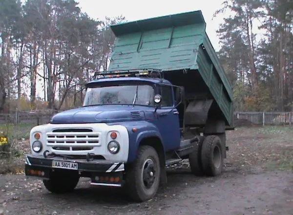 Особенности, преимущества и недостатки самосвала ЗИЛ-130