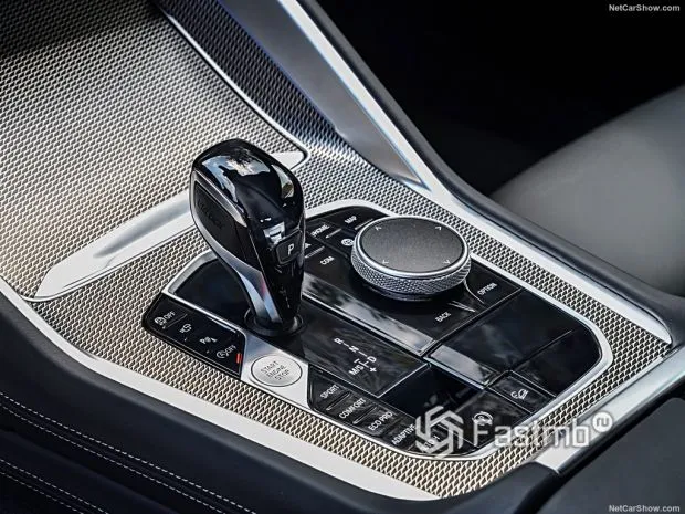 Салон BMW X6 2020, рычаг КПП