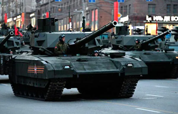 Новое фото танка Т-14 в Москве