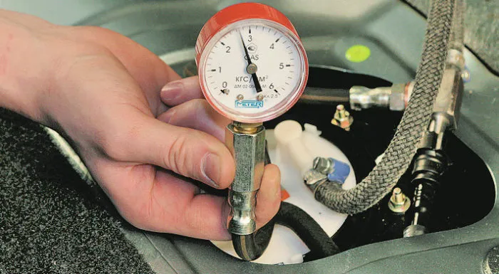 Измерение давления в топливной системе