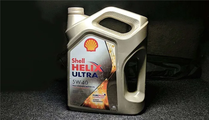 Моторное масло 5W40 Shell Helix Ultra