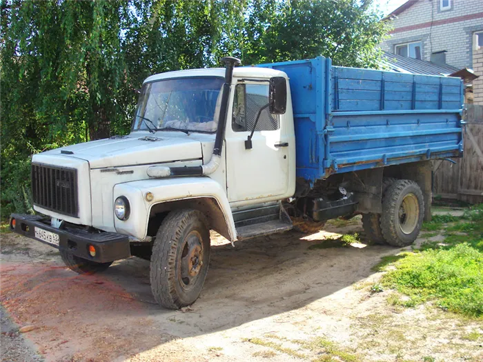 ГАЗ-3307