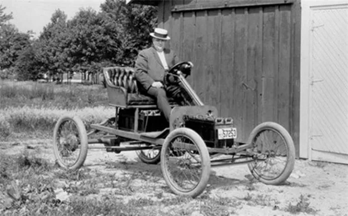 Теория энергетического заговора. Первый в мире электромобиль, разработанный Генри Фордом. Фото.