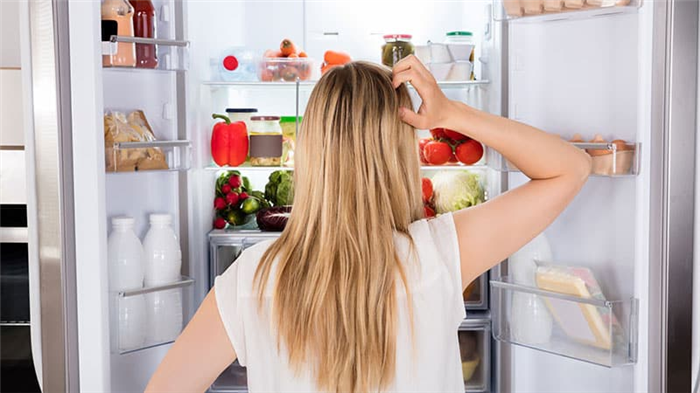 Почему холодильник нагревается по бокам